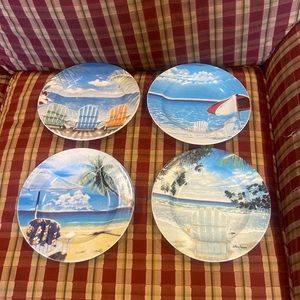 Set of 4 plates